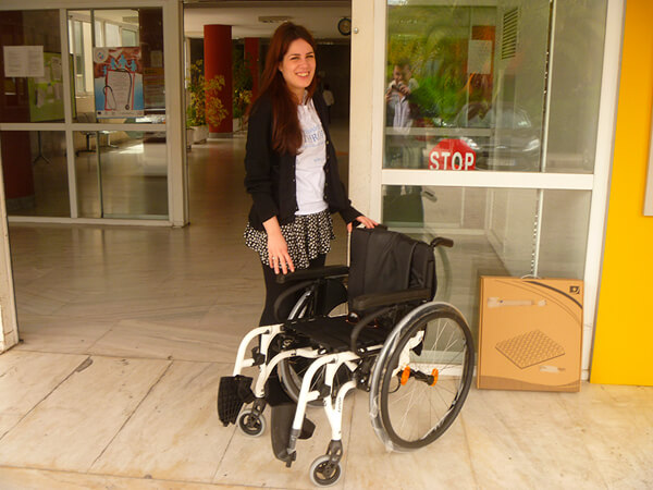 Στηρί-ζουμε: Ιατροφαρμακευτική φροντίδα για όλους | Αποστολή “ΑΝΘΡΩΠΟΣ”